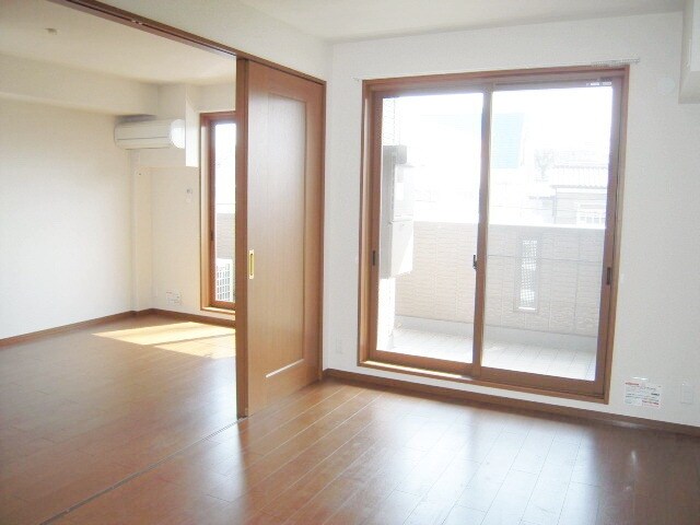 ファミール河内　　の物件内観写真