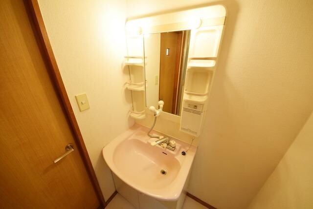 三鷹新川プラザの物件内観写真