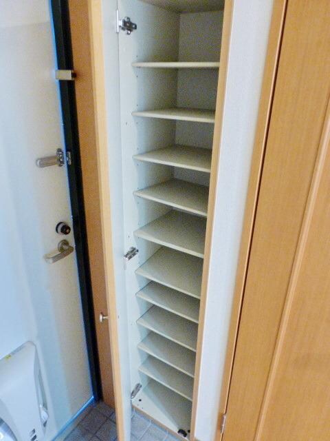 ドゥベルジュールの物件内観写真