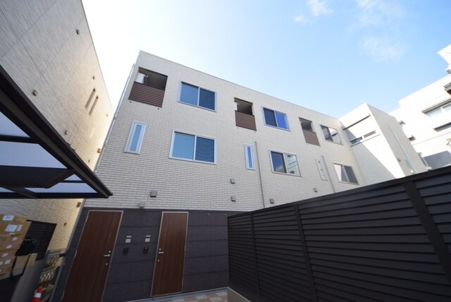 Liberte経堂の物件外観写真