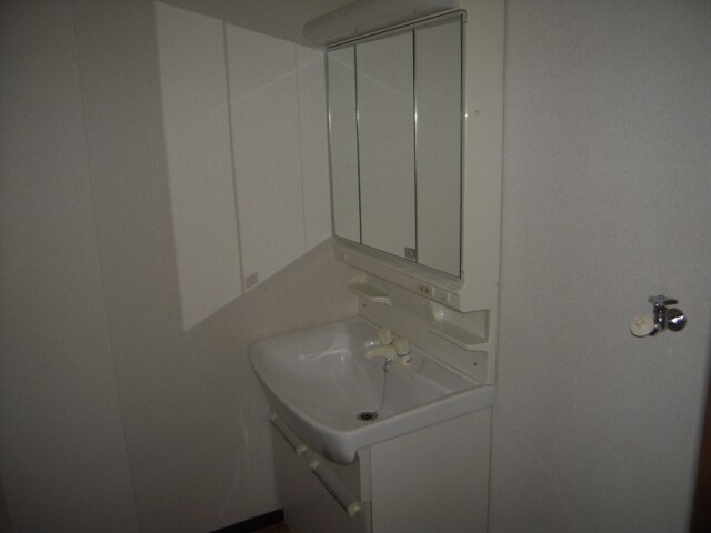 グランドール調布の物件内観写真