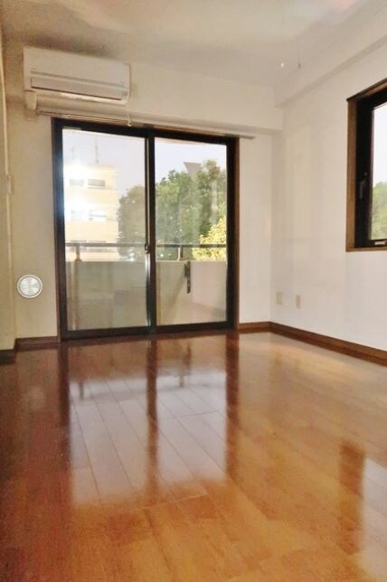 ヴィアーレＭの物件内観写真