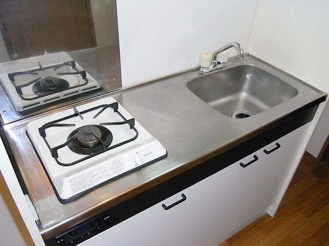 ヴィラ・ファミーユＡの物件内観写真