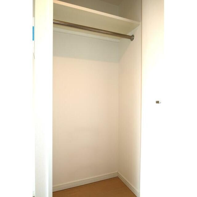 キャパシタス中野の物件内観写真