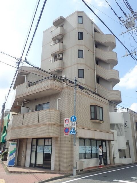 ノイメゾン桜台の物件外観写真