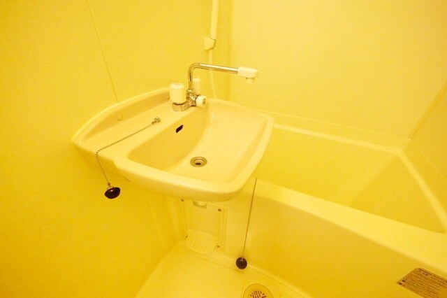 レオパレスフェリース上野の物件内観写真