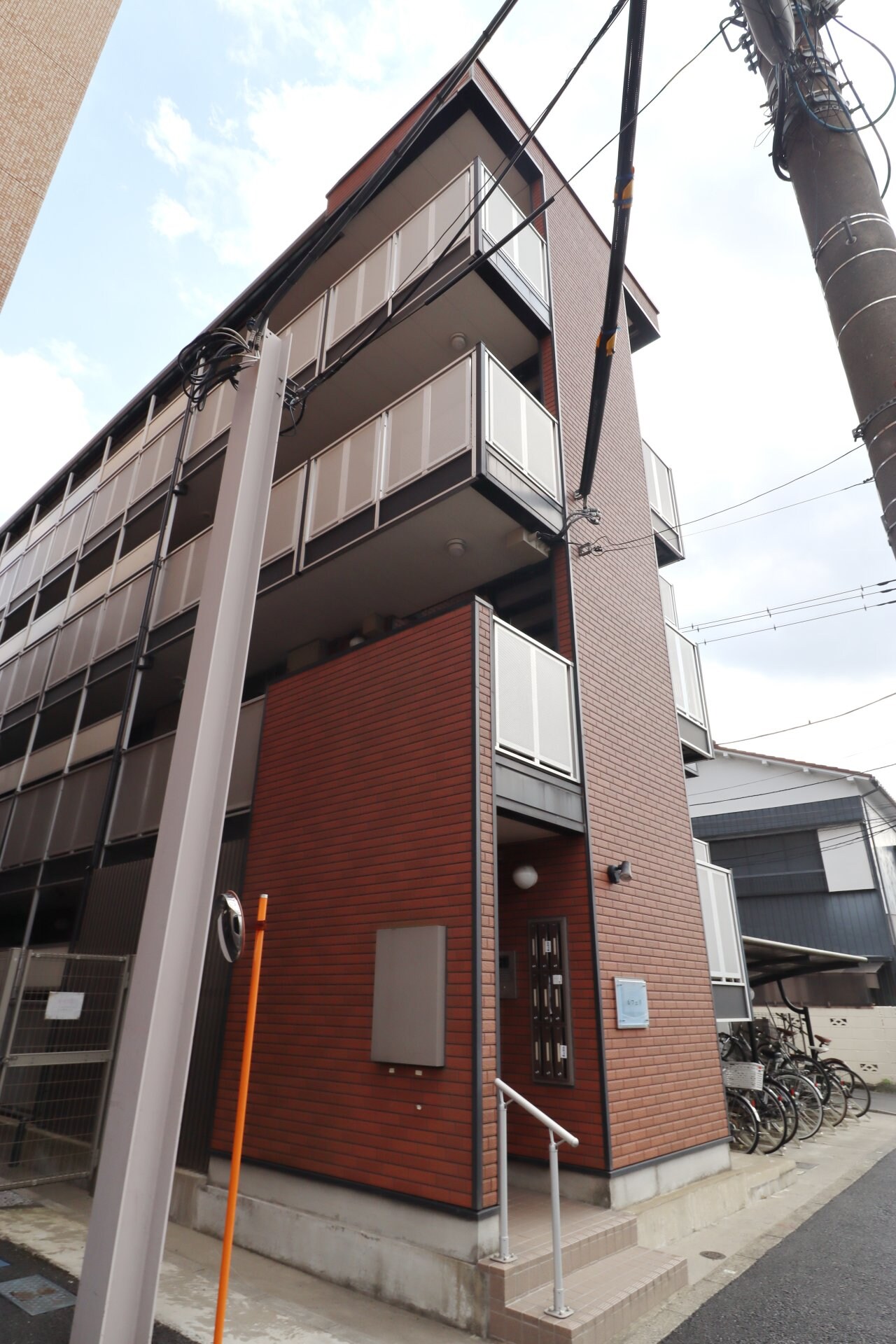 レオネクストルフェリの物件内観写真