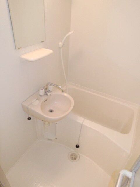 レオパレスラビドールIの物件内観写真