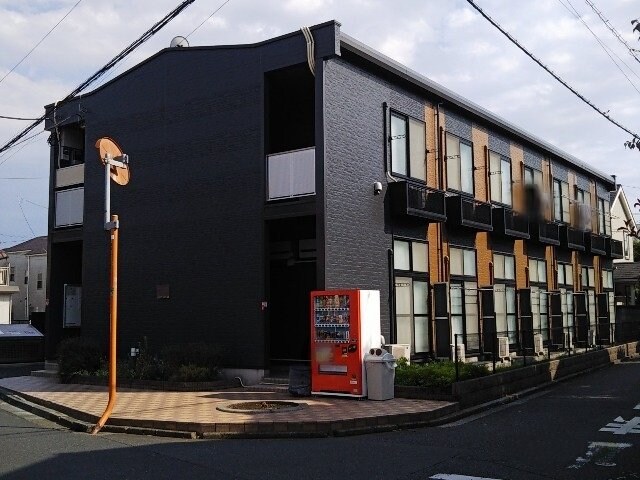 レオパレスエスポワールの物件外観写真