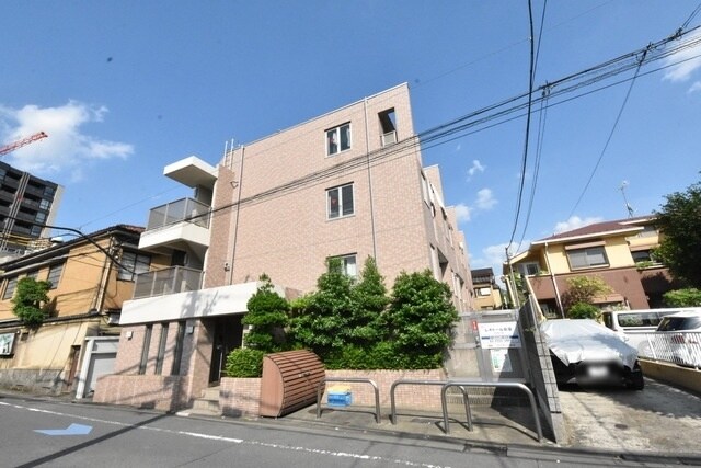 ルクレ荻窪の物件外観写真