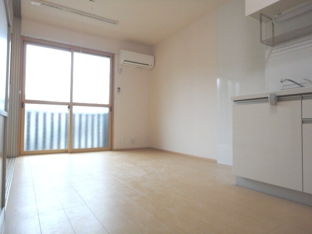 ウィスタリア・モナリエの物件内観写真