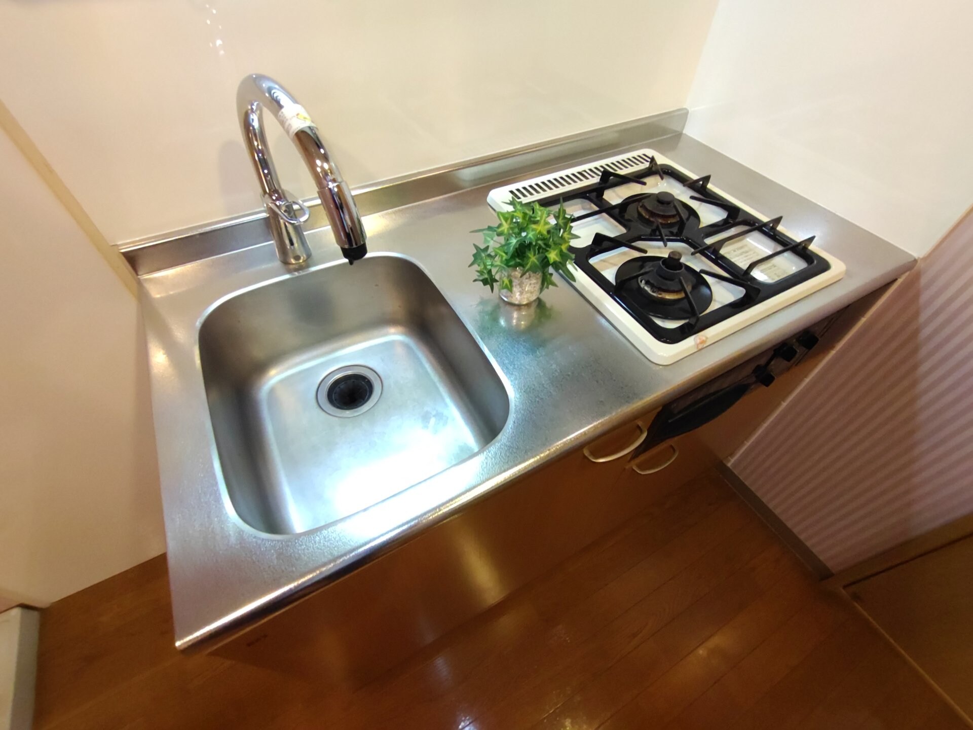 レトワル明神町の物件内観写真