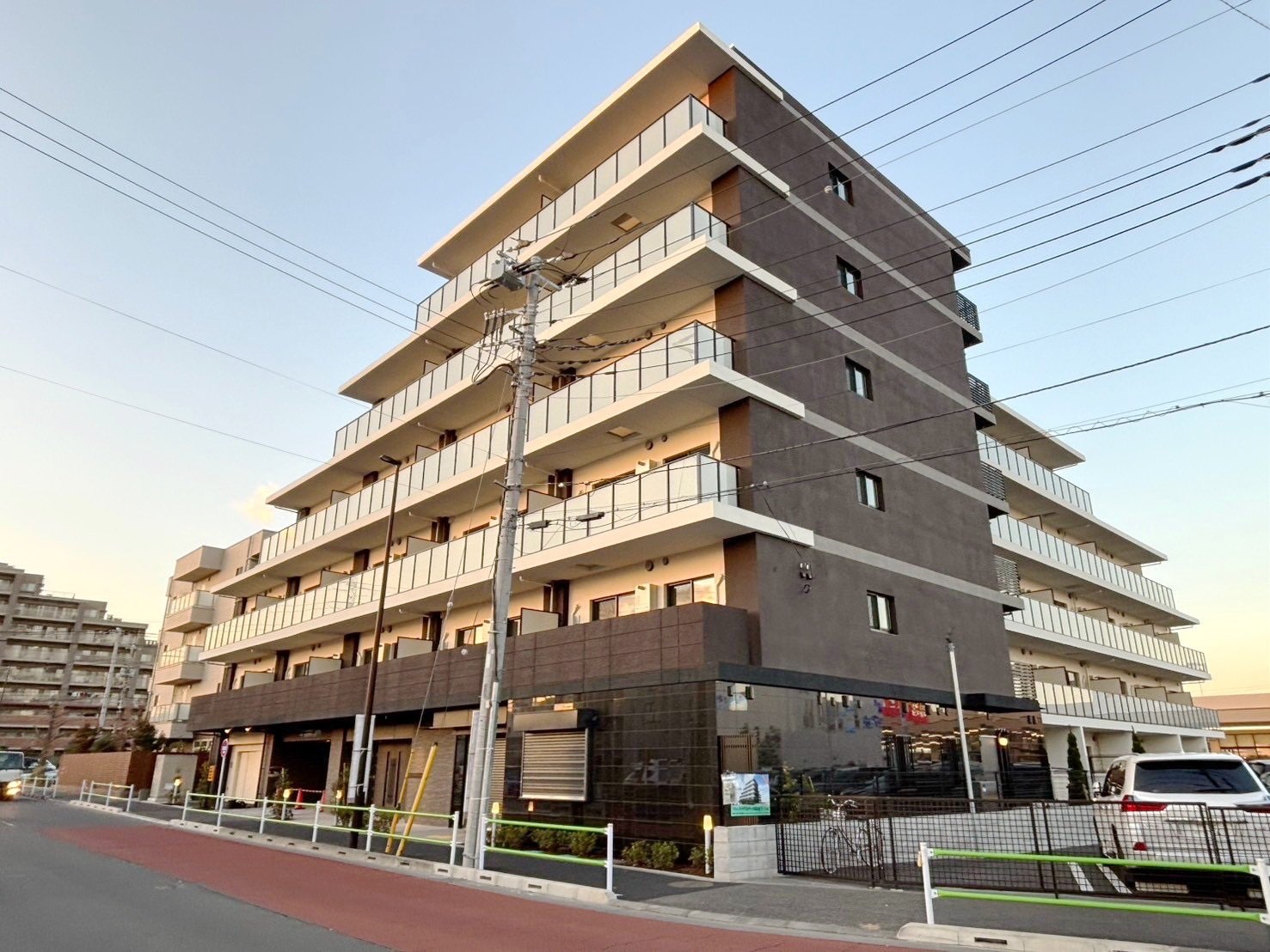 コートデルトゥール昭島の物件外観写真