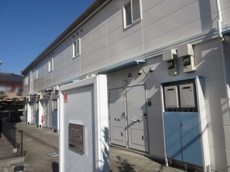 レオパレスサイカチの物件外観写真