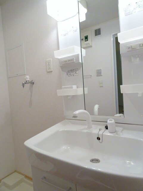 グリーンウッドIIIの物件内観写真