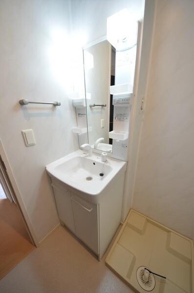 カルチェラタンの物件内観写真