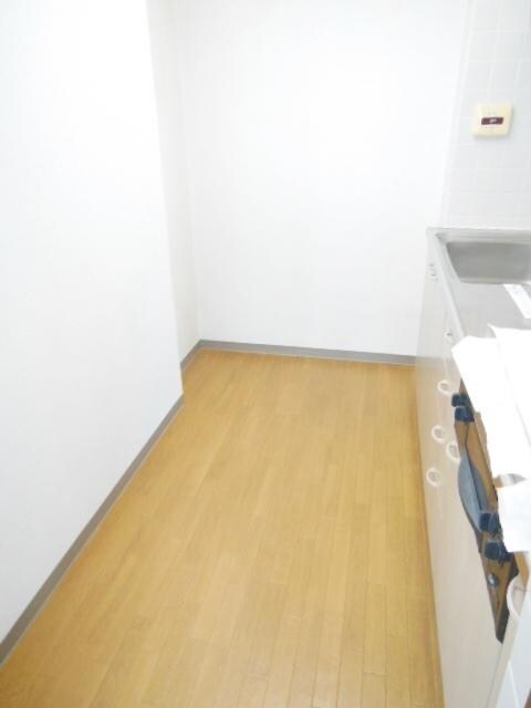 トライアーバンめじろ台の物件内観写真