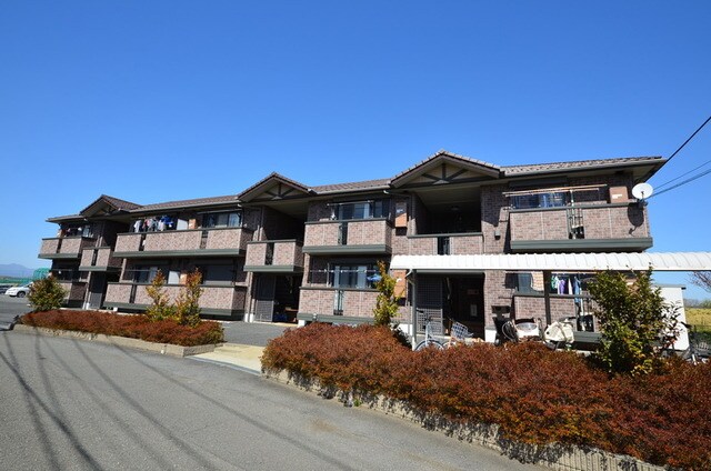 コンフォルターブルの物件外観写真