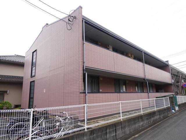 レオパレスドミールＫの物件外観写真