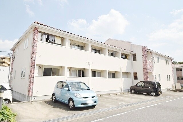 ブリエアージュの物件外観写真