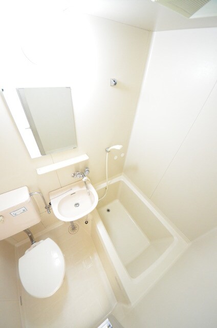 ホワイトウイング片倉Iの物件内観写真