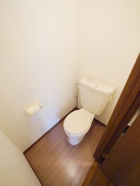 アドニス・015の物件内観写真