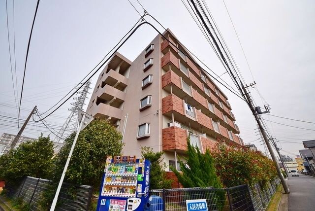 ダイカンプラザの物件外観写真