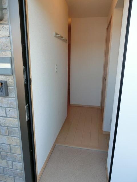 コリーヌ・　アンの物件内観写真