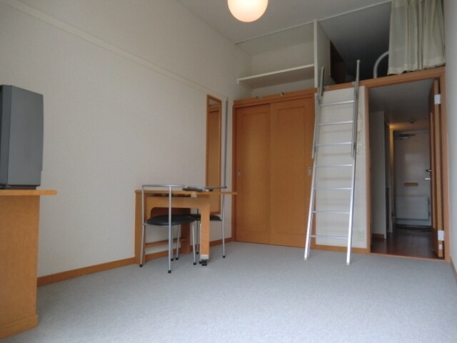 レオパレスブルファーニの物件内観写真