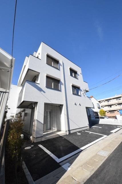 ファミリア一番館の物件内観写真