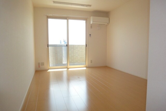 グランモア IIIの物件内観写真