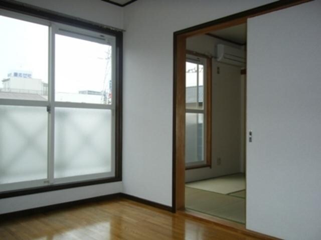 日暮ハイツの物件内観写真