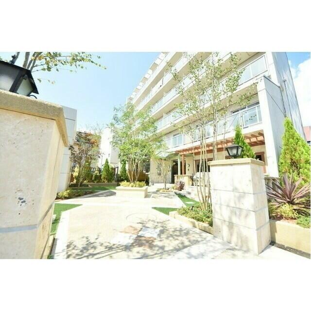 クレセントコート柏の物件外観写真