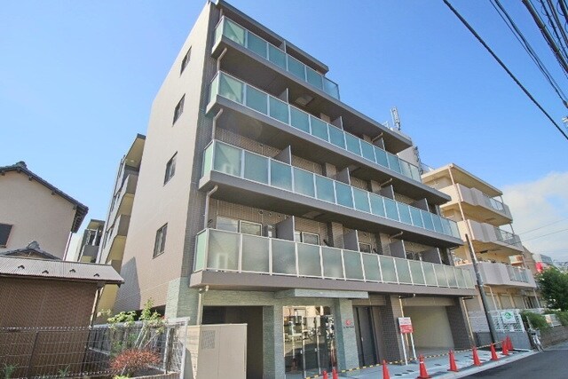 ドゥーエ西船橋の物件外観写真