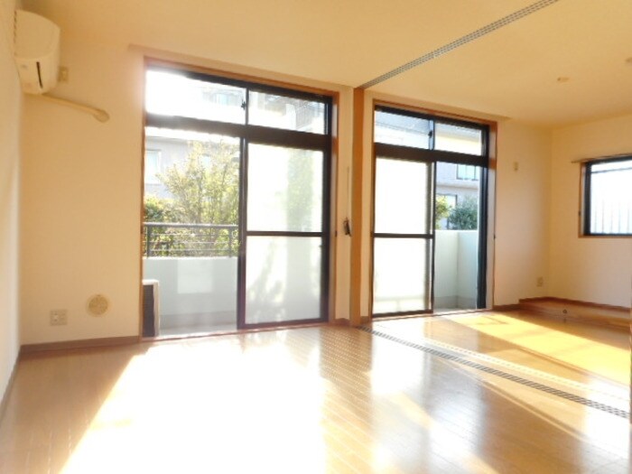 ルネスグリシーヌの物件内観写真