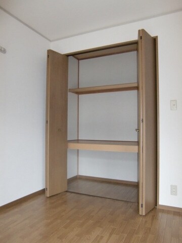 メゾンエトワールの物件内観写真