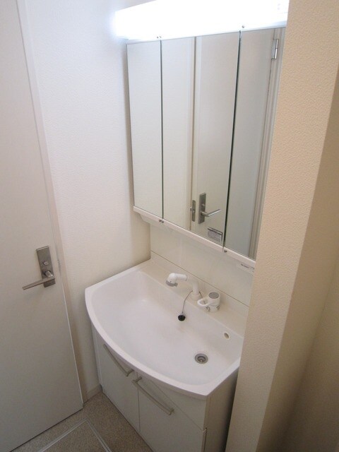 ヴェリナ・フォーの物件内観写真