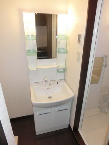 ラ・カッシーナ幕張の物件内観写真