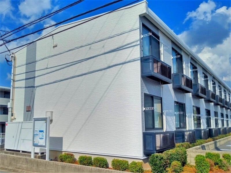 レオパレスサンハイツＣの物件外観写真