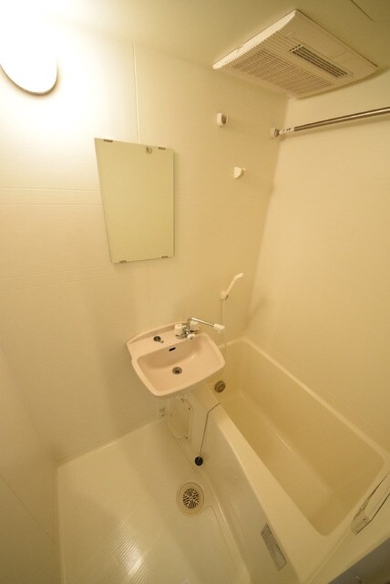 ラグジュアリーガーデン東松戸の物件内観写真