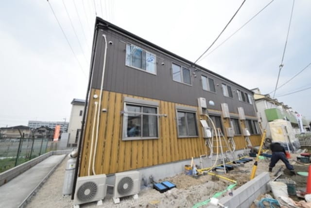 ソルパークスの物件外観写真