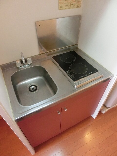 レオパレスワールド中和倉の物件内観写真