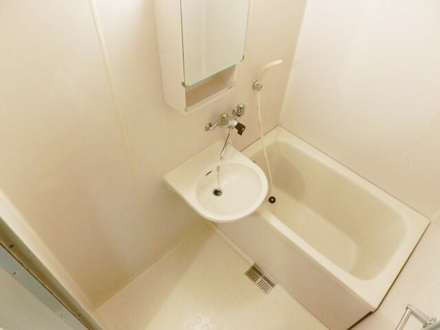 メゾンコムラの物件内観写真