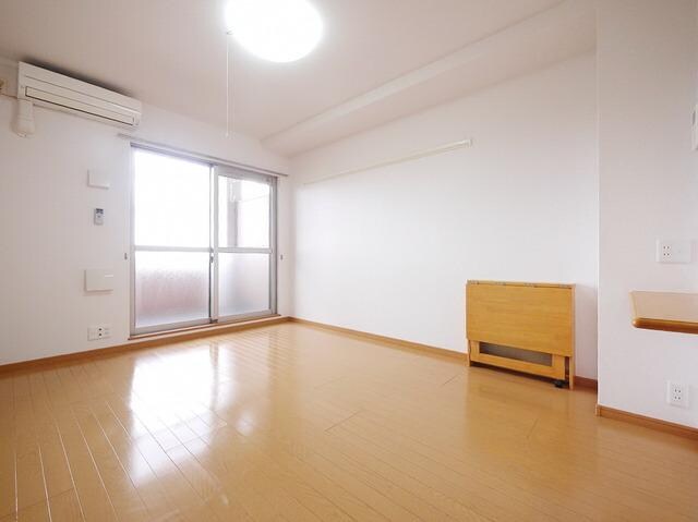 ライツェント　ヴォーネンの物件内観写真