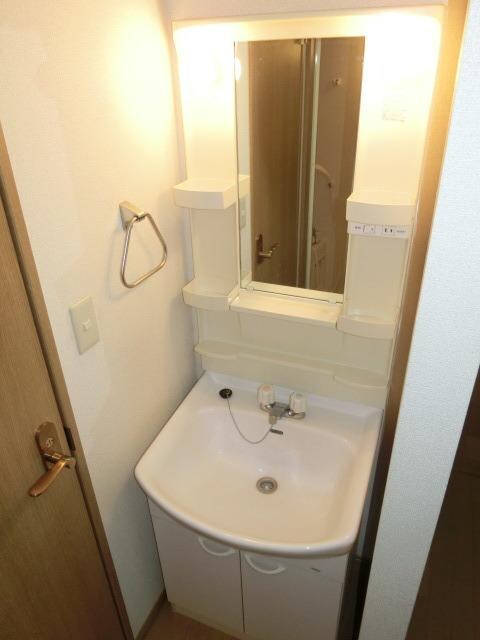 リバーアップ六実の物件内観写真