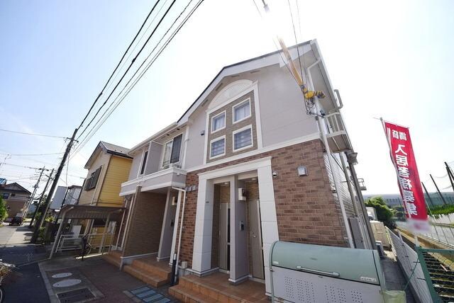 ピュア・レジェンドの物件外観写真