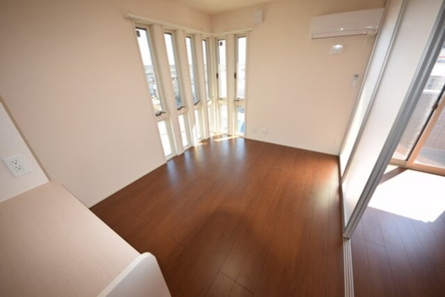 メルヴェーユ三郷中央　Aの物件内観写真