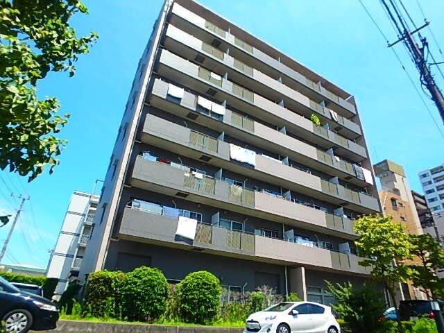 パインエクセレントの物件外観写真