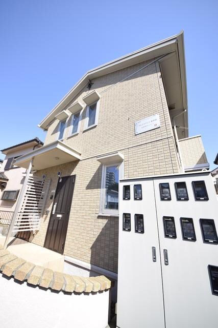 グレイスヴィラ東中山の物件外観写真