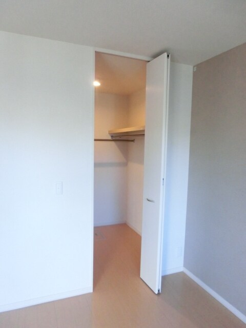 フォルテーヌIVの物件内観写真